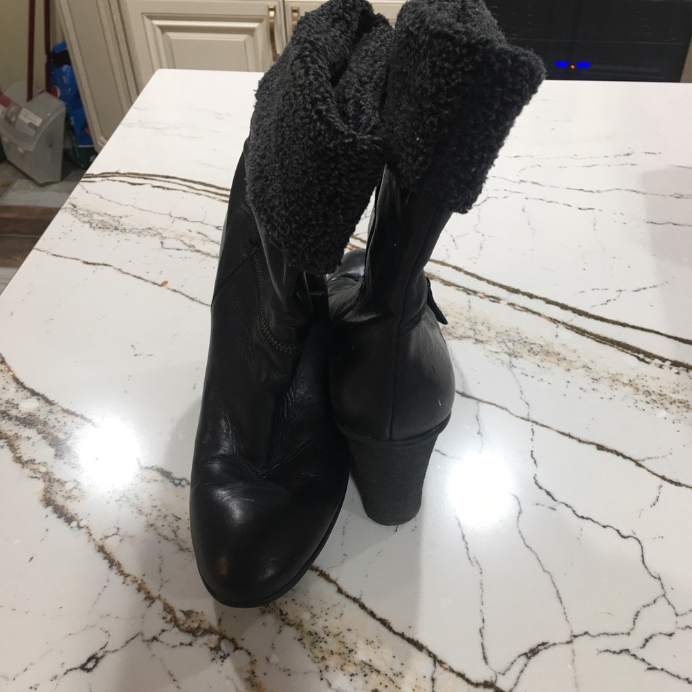 donated Wedge Black leather boots